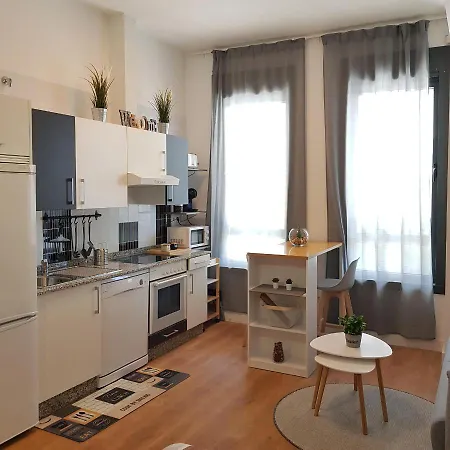 Estudio Ideal 2 En Vacaciones Y Trabajo * ויגו